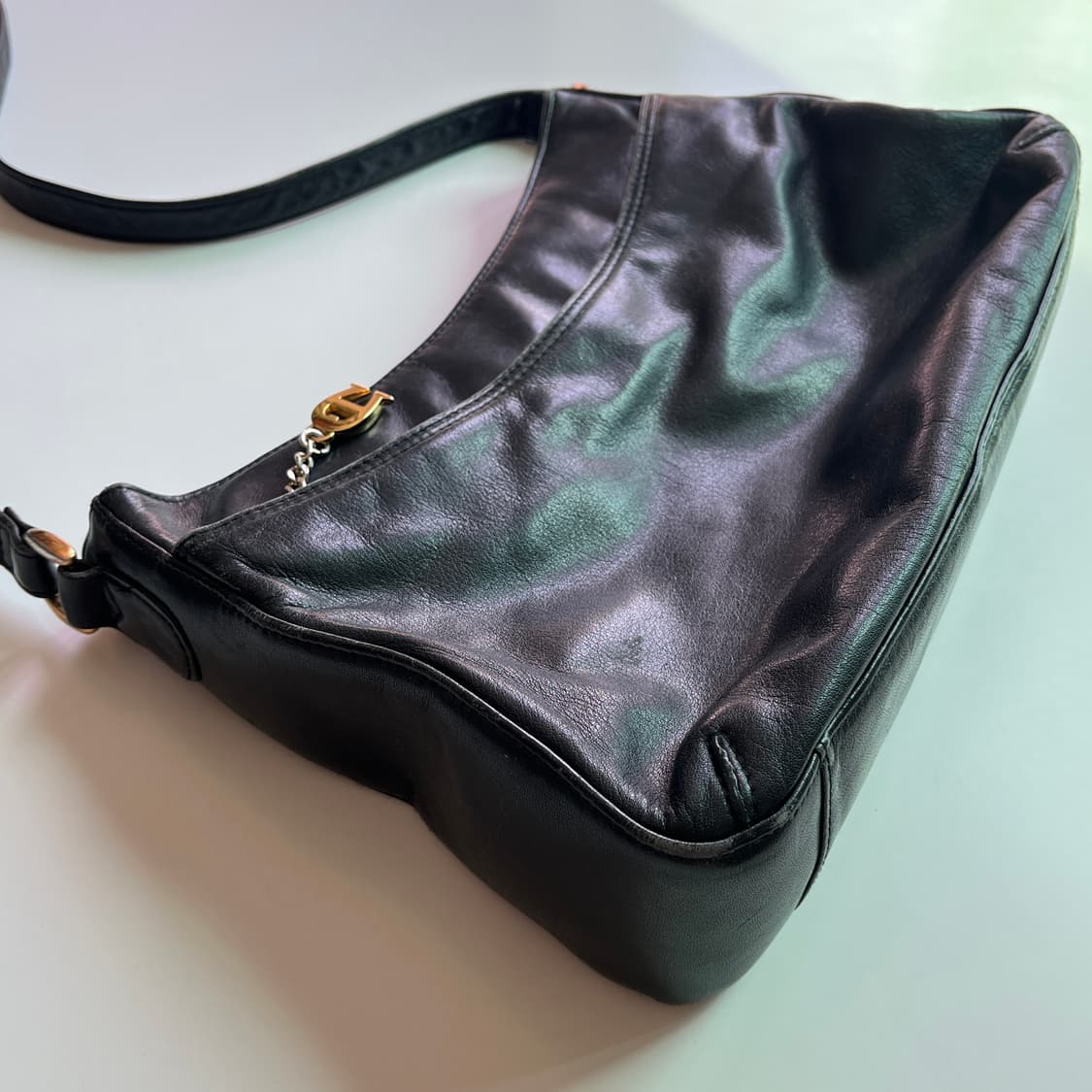 Aigner Leather shoulder Bag 상품이미지3