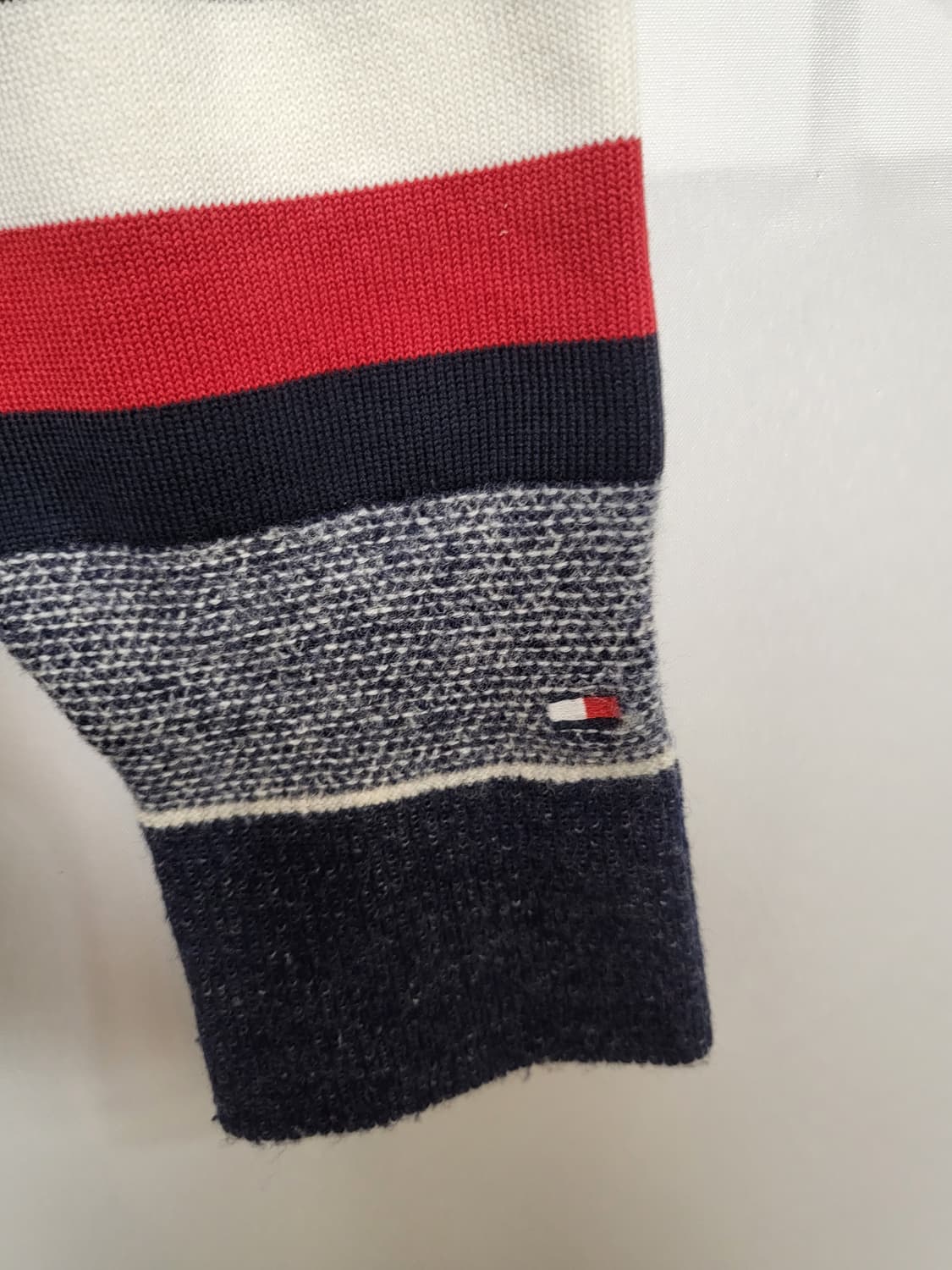 타미힐피거 스트라이프 니트스웨터 상품이미지4