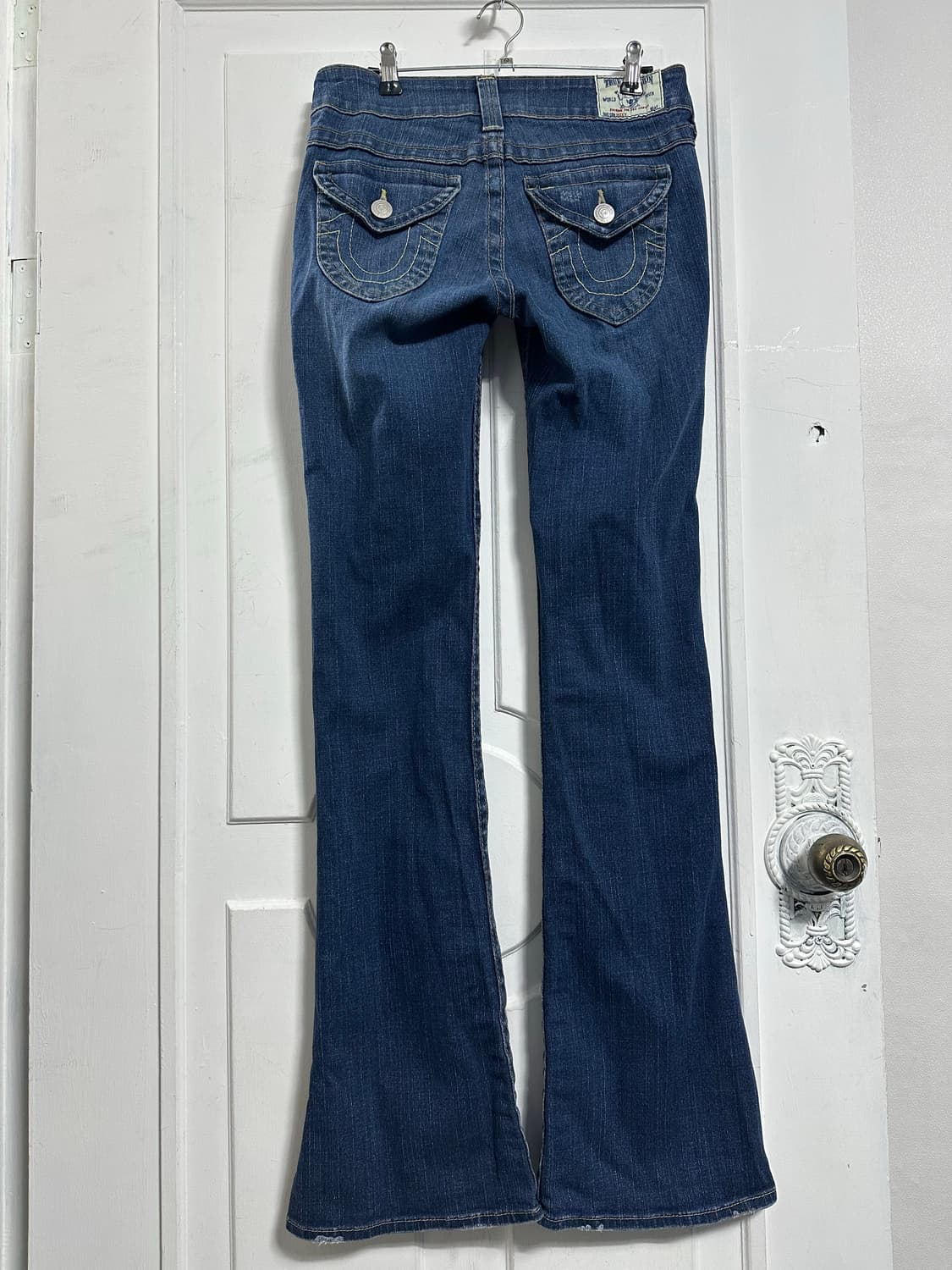 트루릴리전 부츠컷 데님 팬츠 상품이미지2