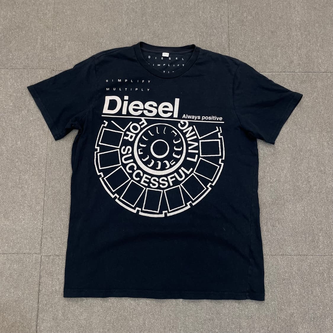 diesel 디젤 티셔츠 m  상품이미지1
