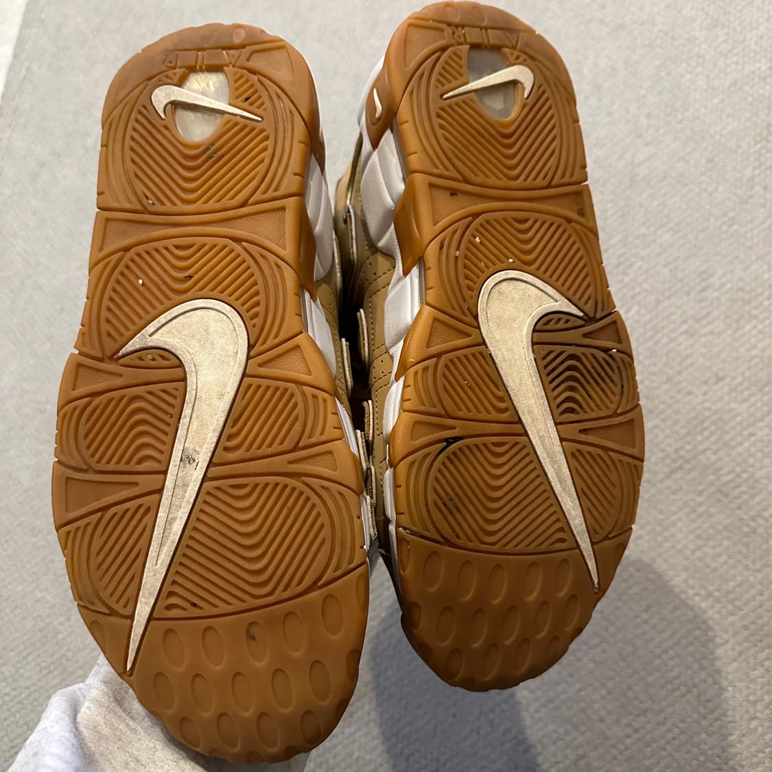 나이키 에어 모어 업템포 상품이미지4