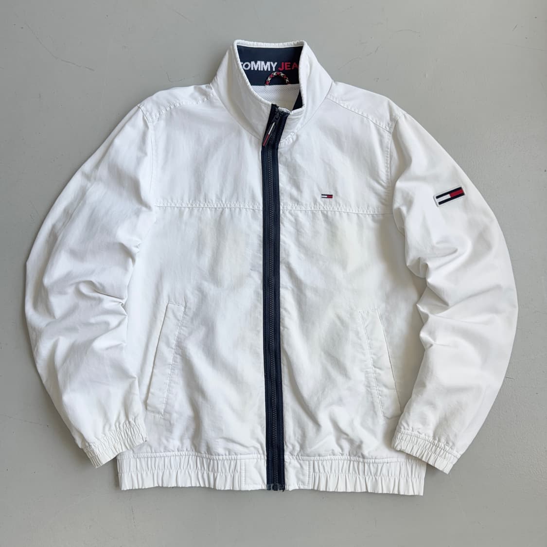 타미힐피거 쉘 바람막이 자켓 화이트 상품이미지2