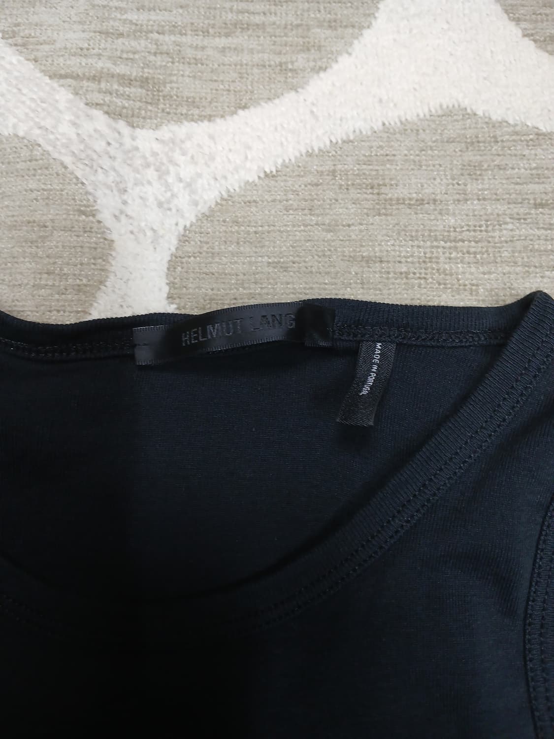 헿무트랭 (HELMUT LANG) 비대칭 컷아웃 티셔츠  상품이미지6