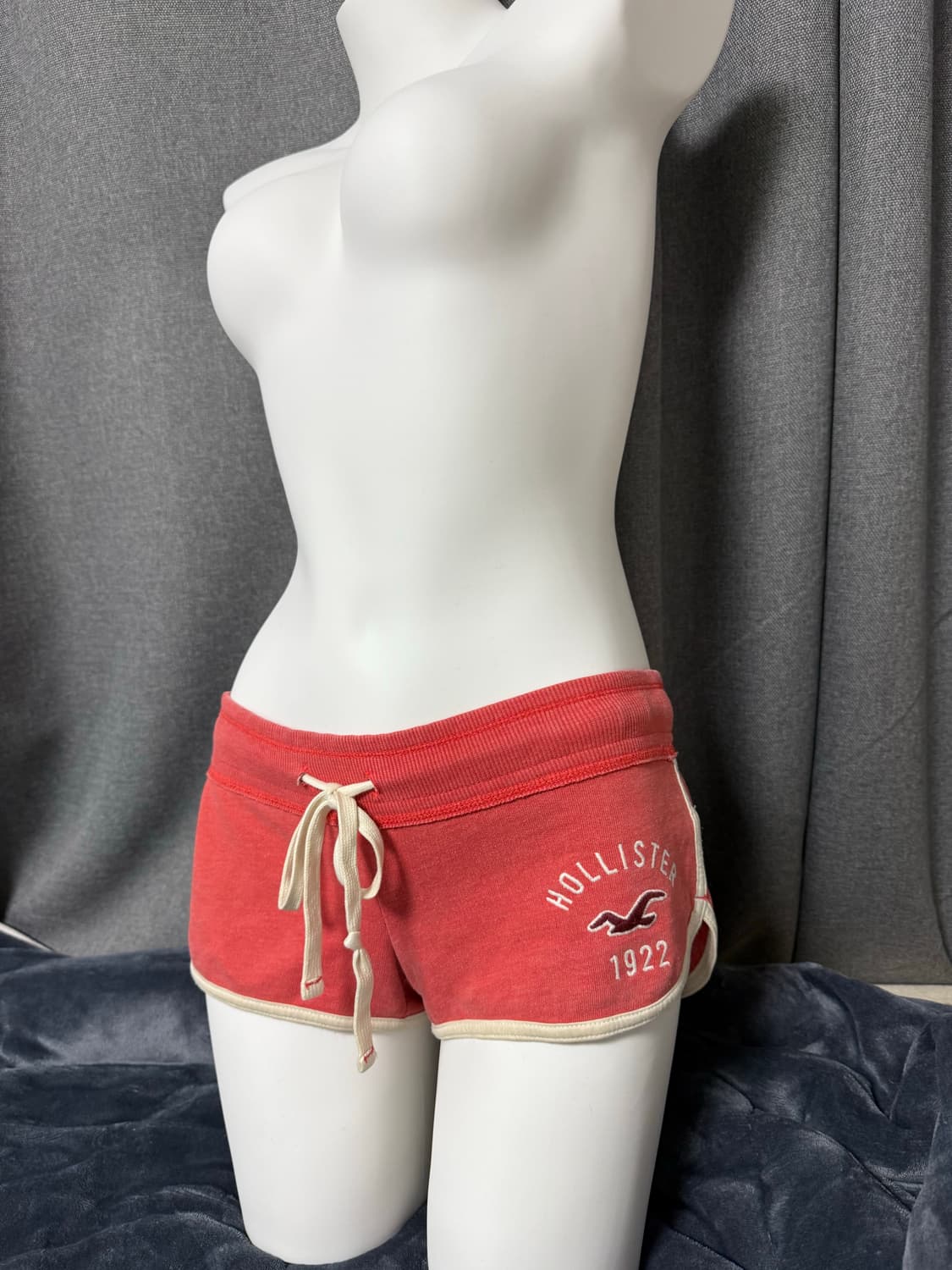 홀리스터 y2k돌핀팬츠  상품이미지2