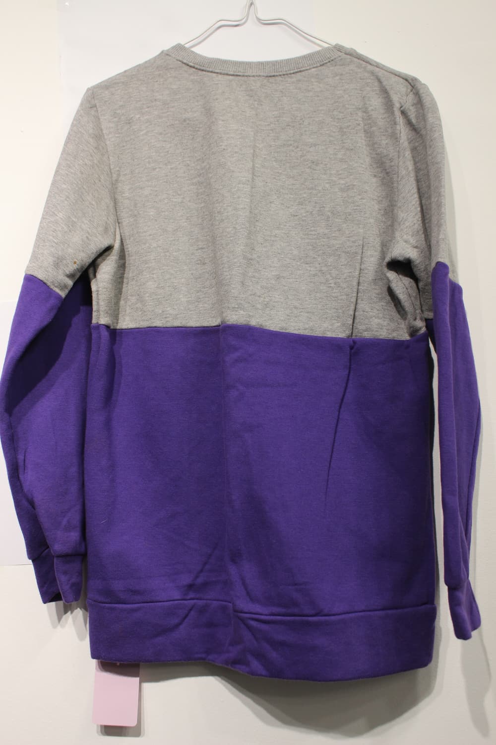 236. 투톤 그래픽 기모 맨투맨 상품이미지2