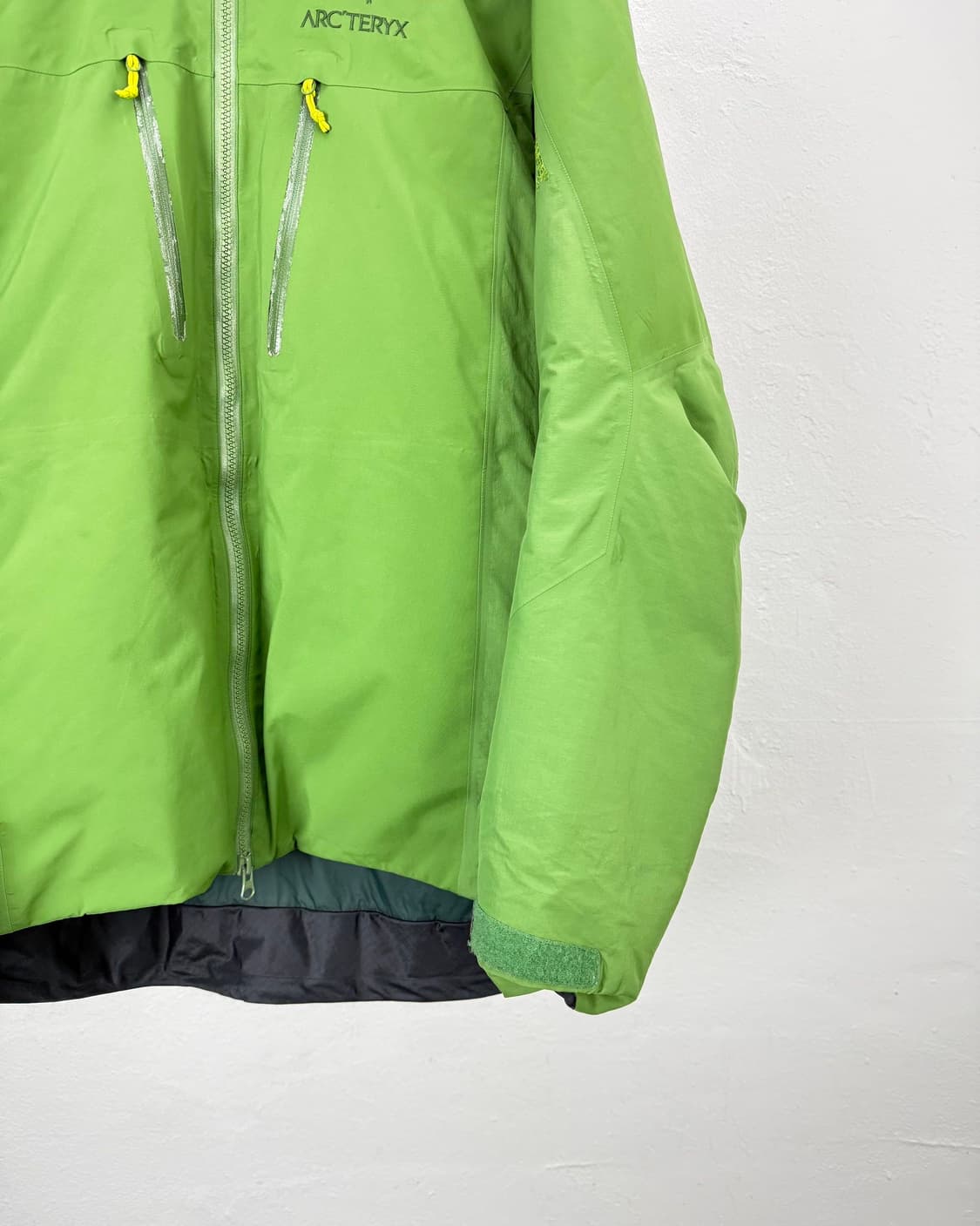 아크테릭스 피션 sv 그린 고어텍스 헤비웨이 자켓 상품이미지6
