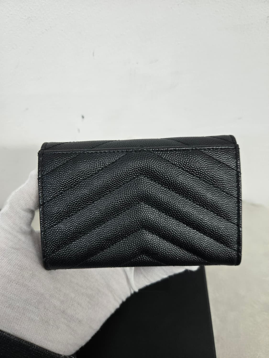 [보증서 정품] 입생로랑 엔벨로프 반지갑 상품이미지5