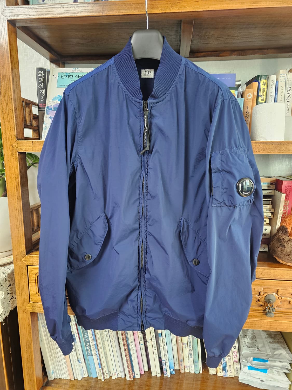 새상품 컨디션))씨피 CP컴퍼니 NYCRA 봄버 나일론 자 상품이미지1