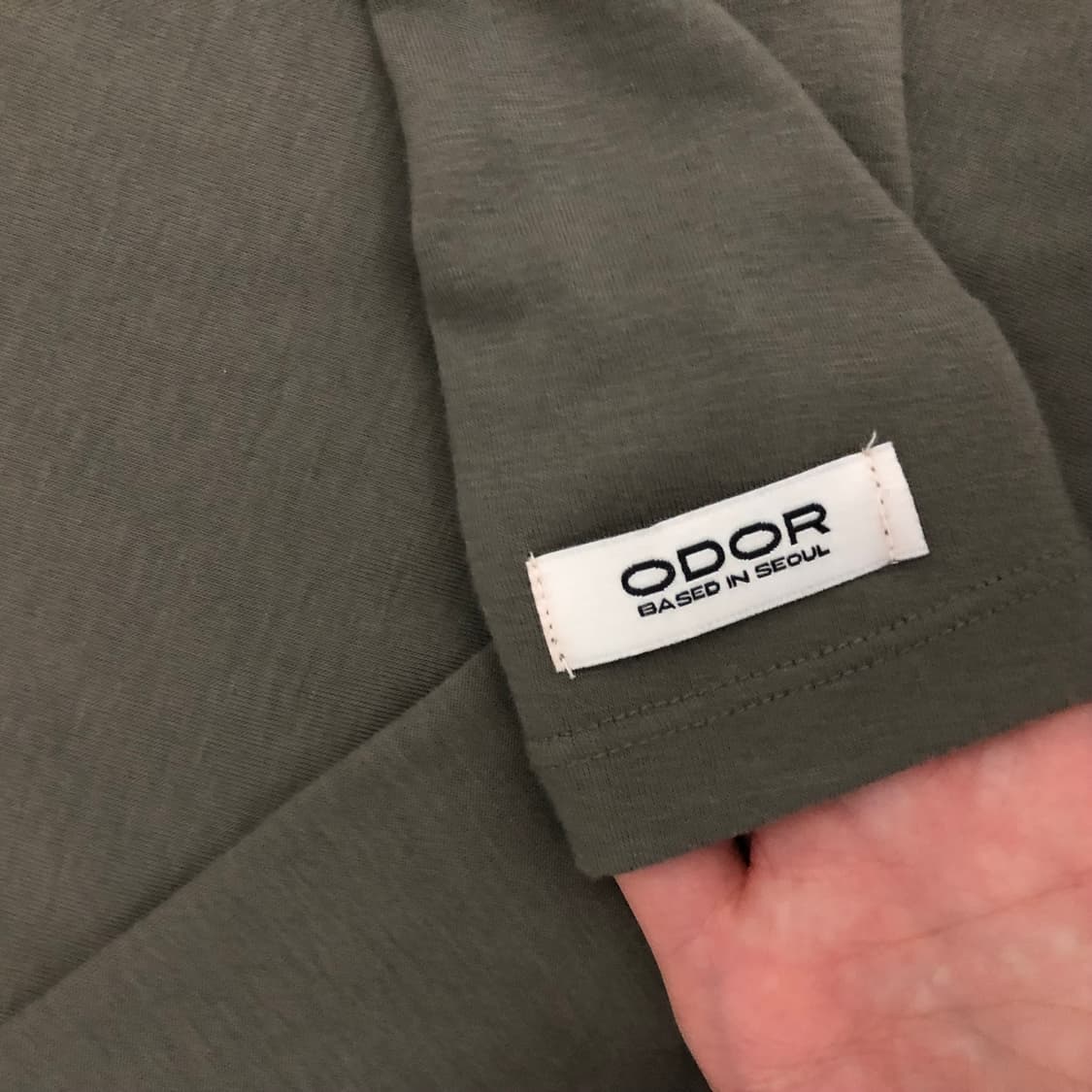 오도어 Basic button tee - 올리브 상품이미지4