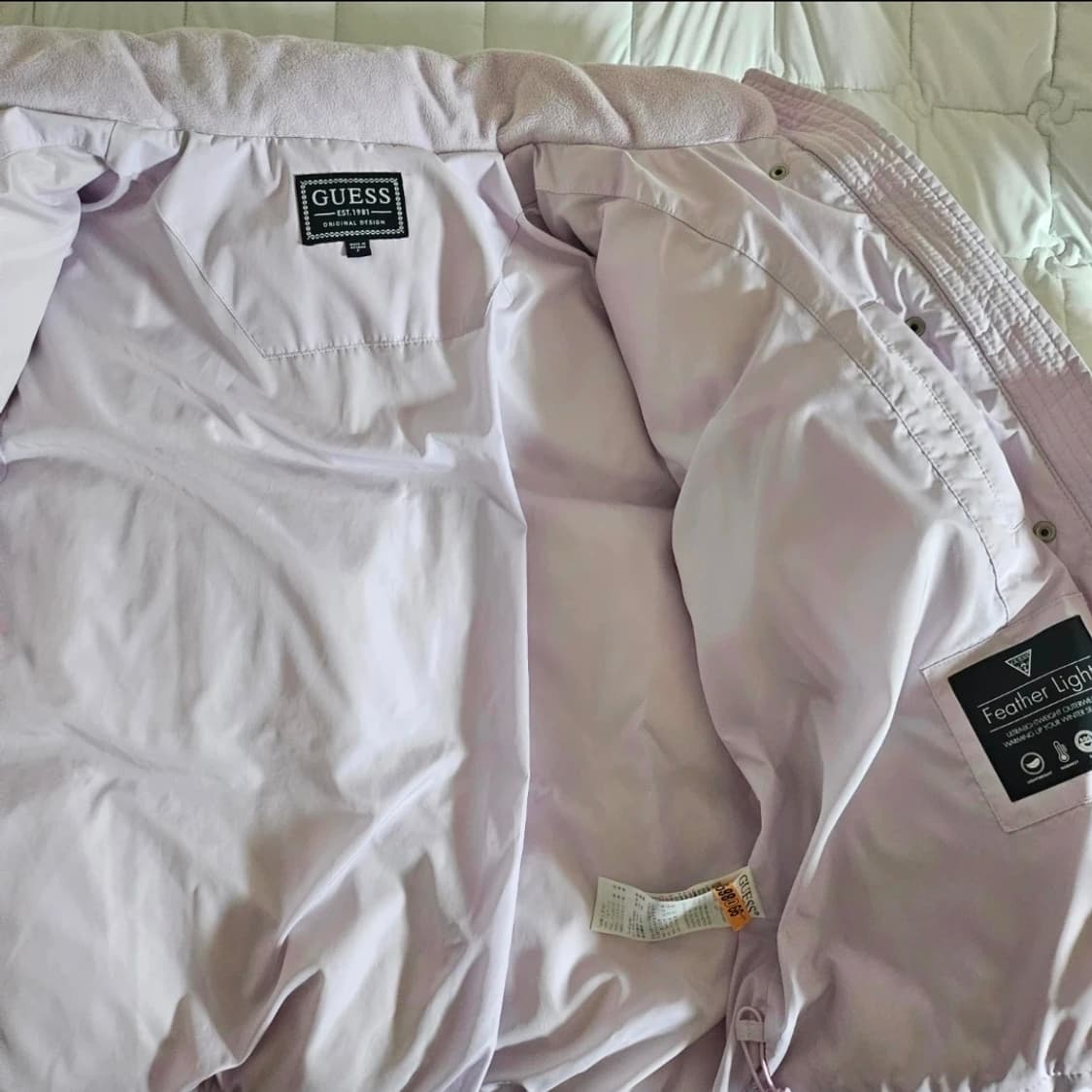 게스 숏푸퍼 숏패딩 연보라 라벤더 바이올렛 상품이미지3