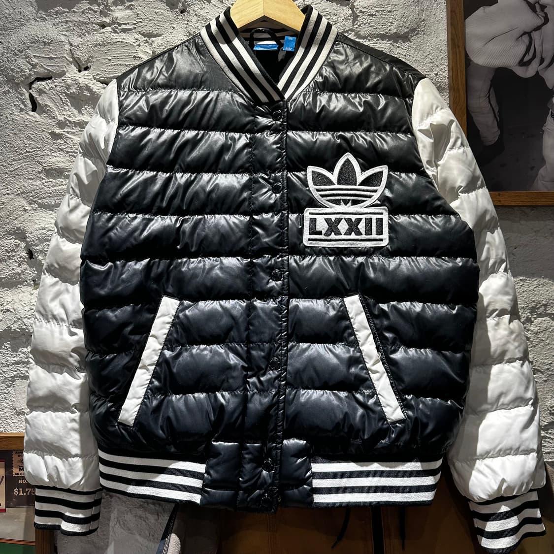 아디다스 우먼 푸퍼 바시티 자켓  상품이미지1