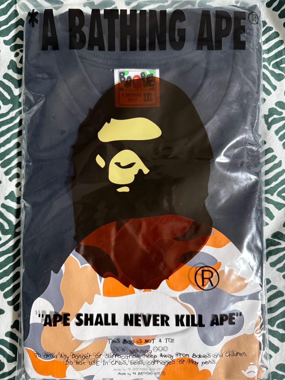 베이프 후쿠오카 한정반팔티셔츠 상품이미지2