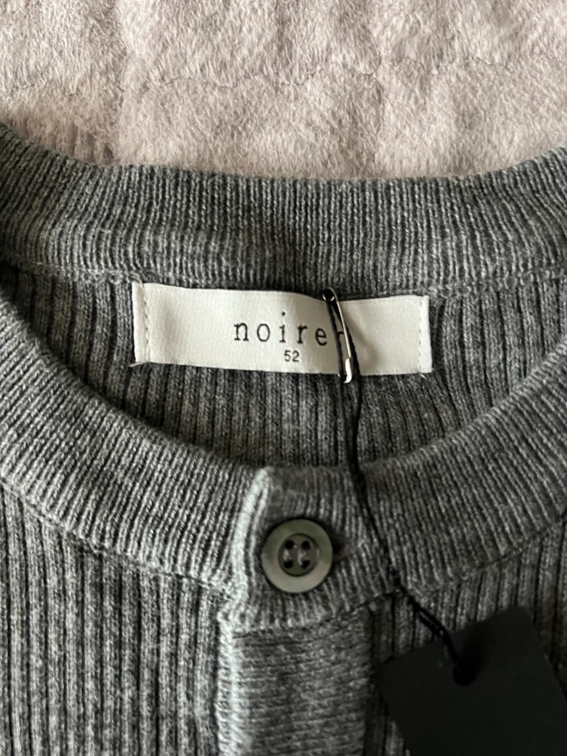 (새상품) 노이어 헨리넥 니트 그레이 52 상품이미지2