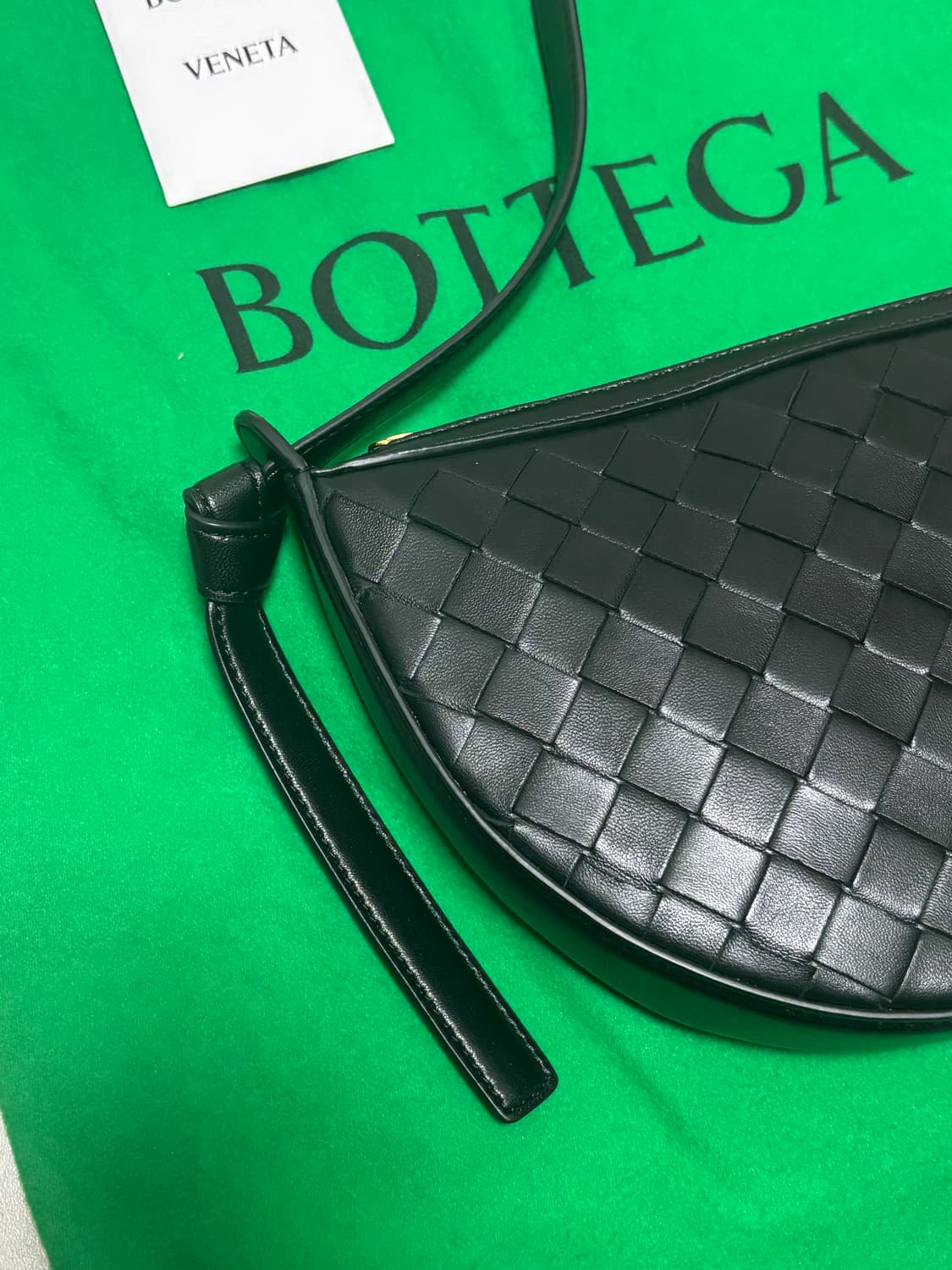 [BOTTEGA VENETA] 보테가 베네타 선라이즈백 블랙 상품이미지2