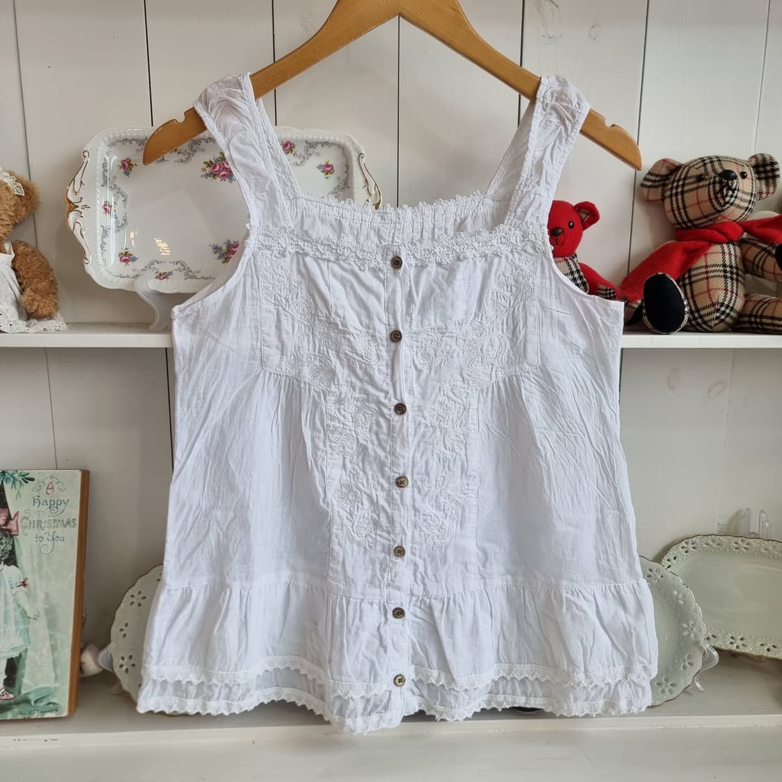 코튼레이스 나시 블라우스 화이트 상품이미지1