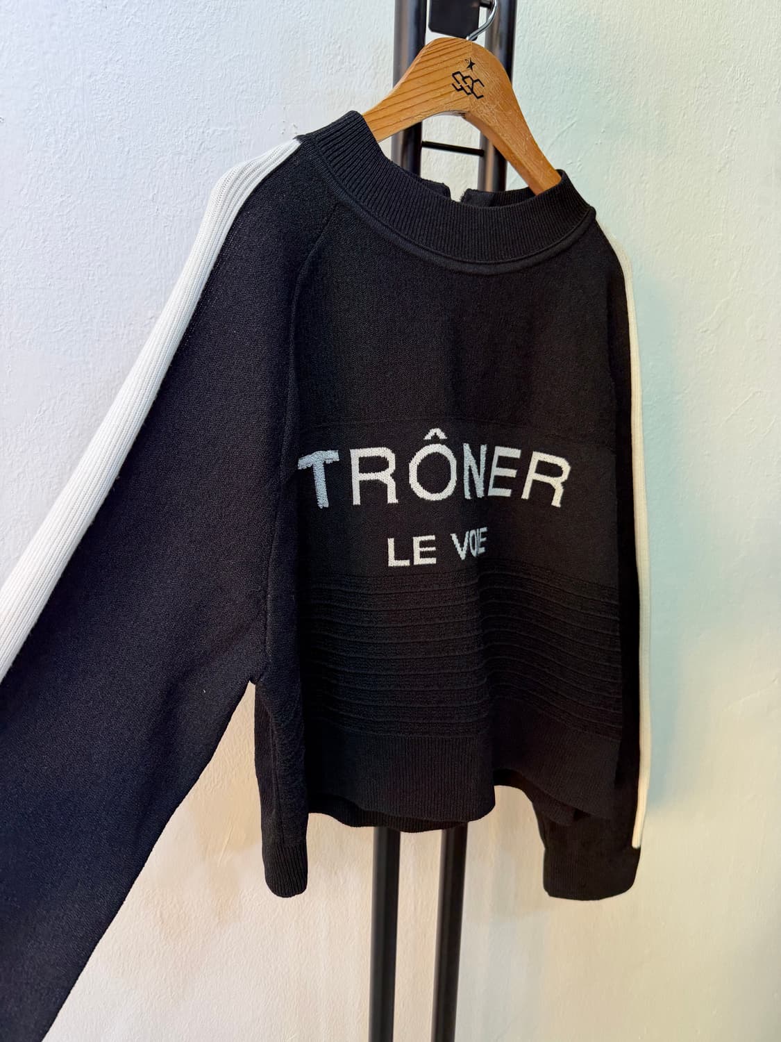 정품) 시스템 한섬 23ss TRÔNER 오버핏 크롭 니트 F  상품이미지2