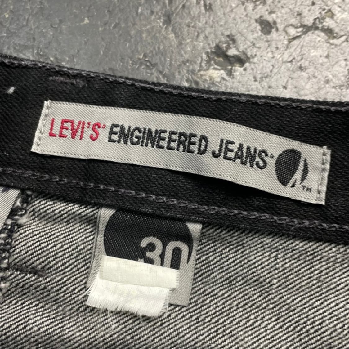 30 리바이스 엔지니어드 청바지 상품이미지3