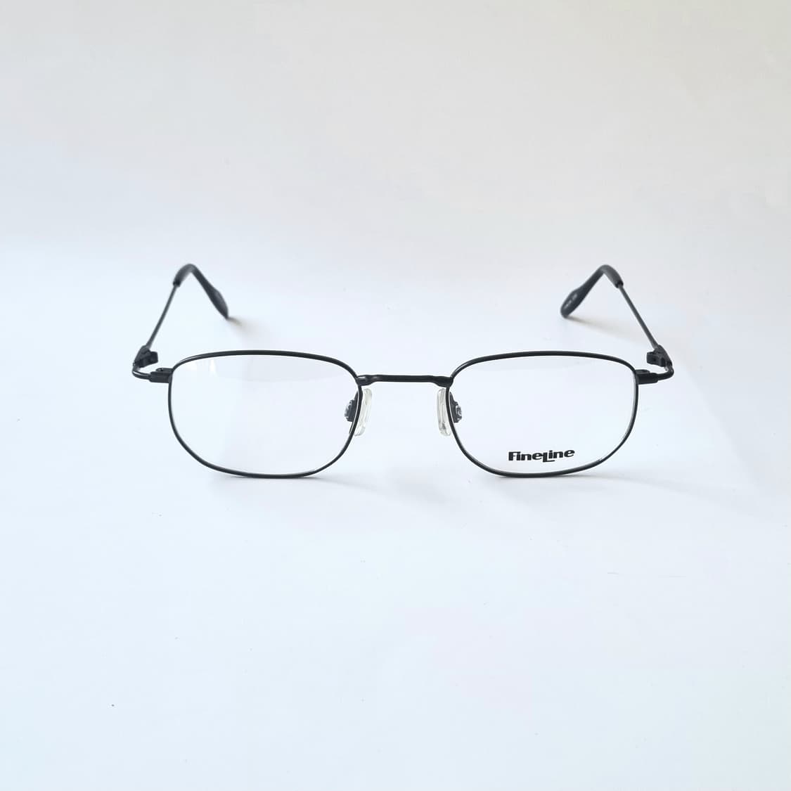 데드스탁 클래식의 정석 스퀘어메탈 안경테 554 상품이미지3