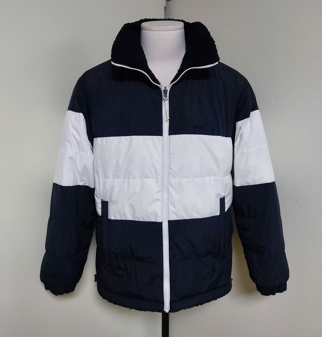 네파 듀오 리버시블 구스다운 뽀글이 양면 자켓 (100)
 상품이미지4