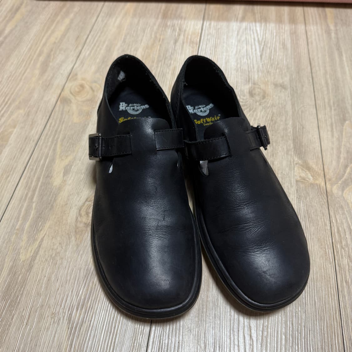 uk8,270) 219,000원 닥터마틴 패트리샤 블랙 상품이미지1