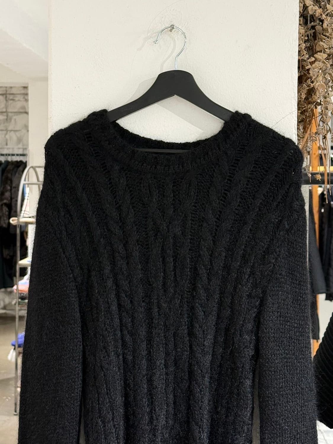 발망 블랙 금장 버튼 모헤어 케이블 니트 스웨터 상품이미지2