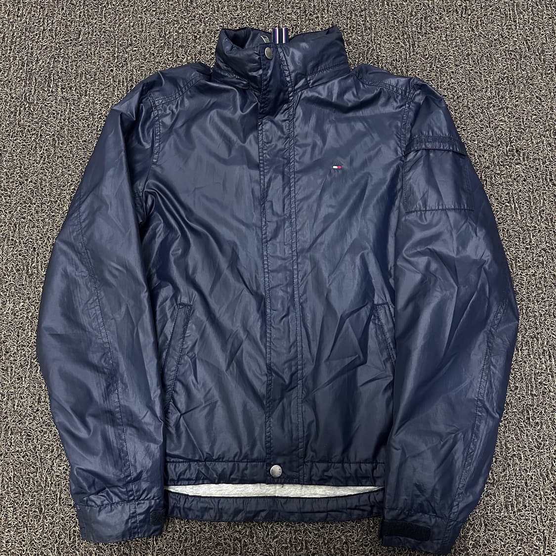 타미힐피거 유광 바람막이 자켓 네이비 S 상품이미지1