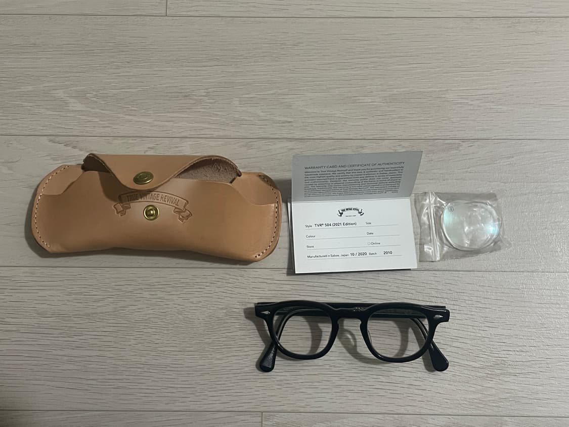 TVR 504 블랙 44사이즈 2021 한정판 상품이미지1