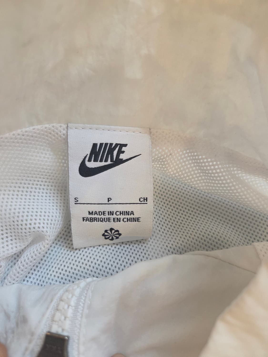 나이키 빅 스우시 화이트 바람막 상품이미지4