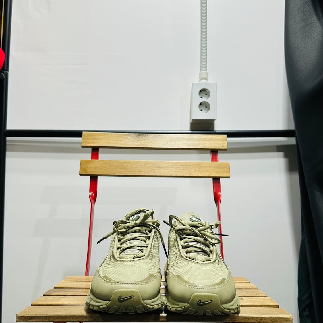 280) 나이키 운동화 남성 남자 신발 에어 맥스 펄스 뉴트럴 올리브 상품이미지2