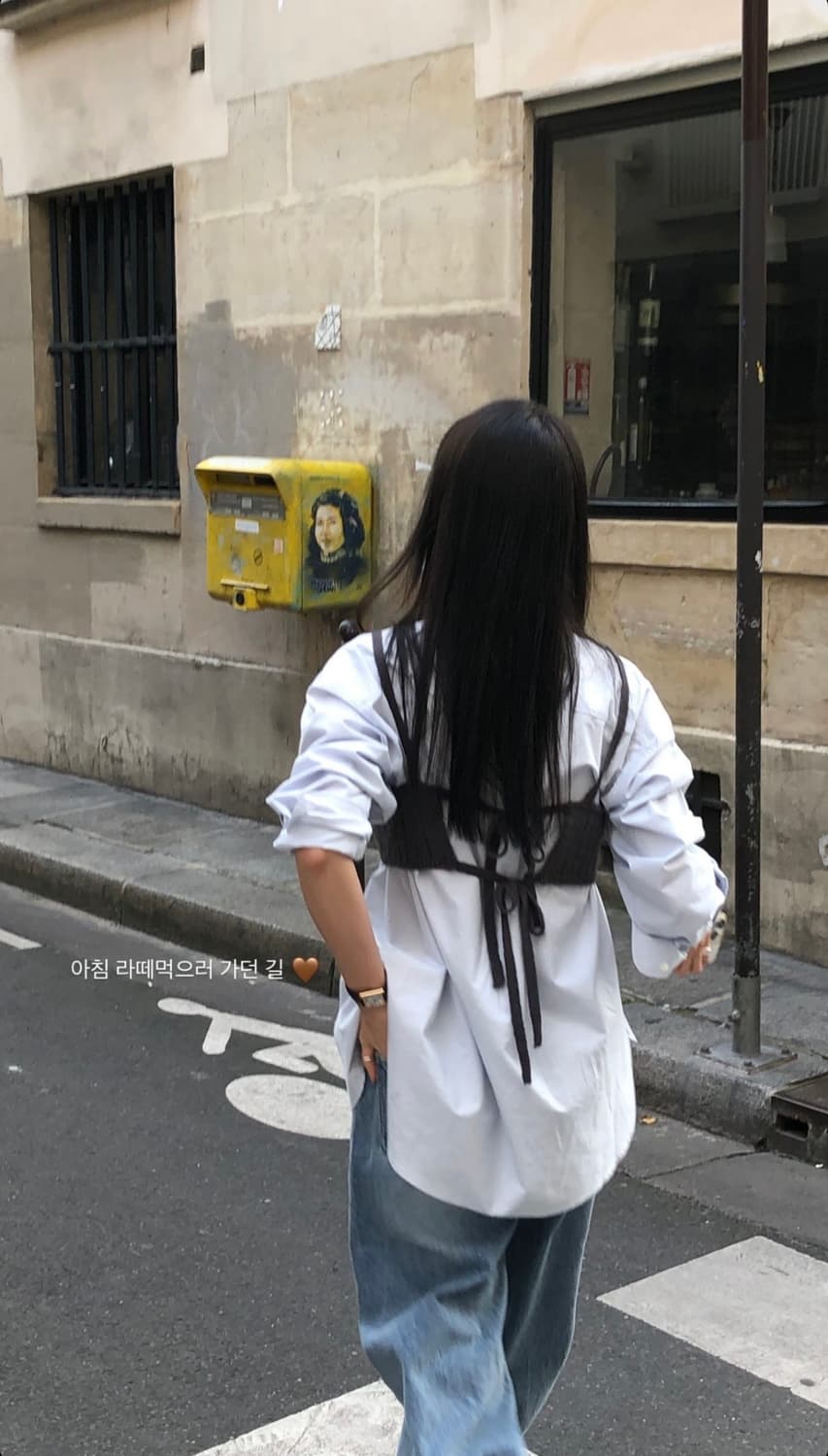 아르토 Strap Cropped Knit Bustier Charcoal 상품이미지4