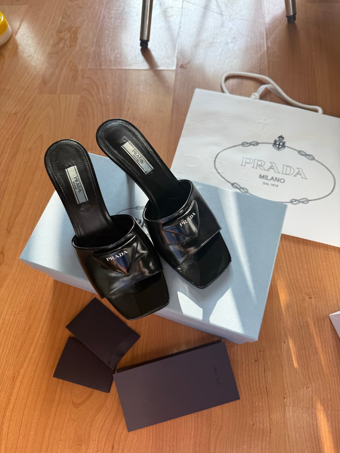 프라다 여성 샌들 블랙 37 상품이미지1