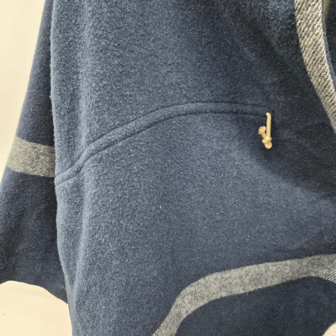 이세이미야케 네이비 스트라이프 후드 코트 남성 L 상품이미지2