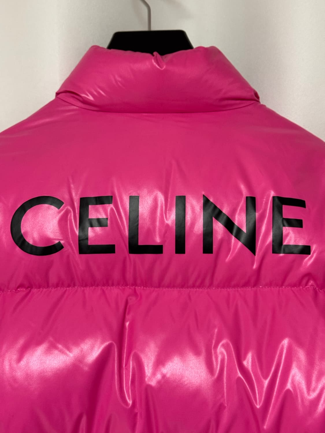 셀린느 22F/W 핑크 푸퍼 패딩 상품이미지5