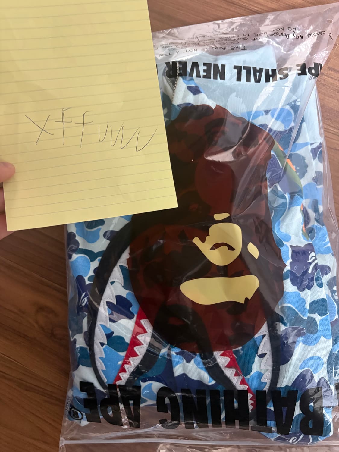 베이프 샤크후드 블루 상품이미지1