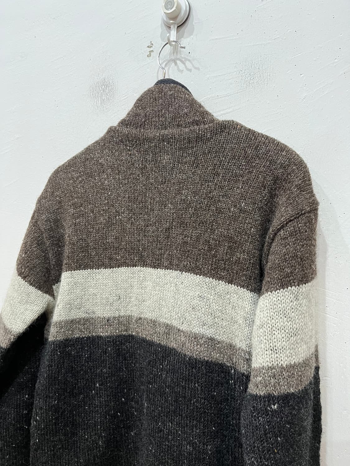 Made in NEPAL 퓨어울 니트집업  상품이미지8