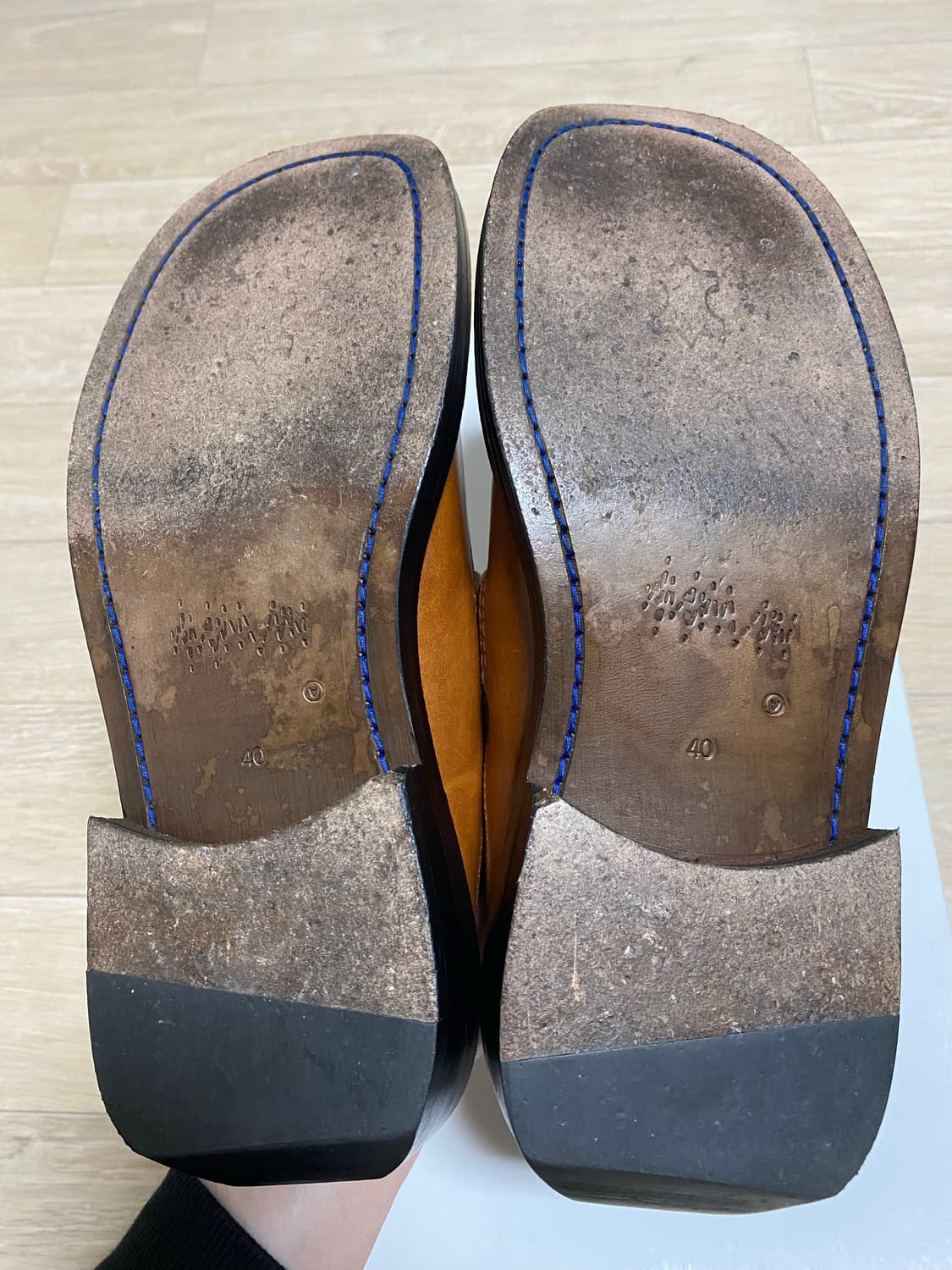 아더에러 커브 로퍼 뮬 브라운 250 (40) 상품이미지5