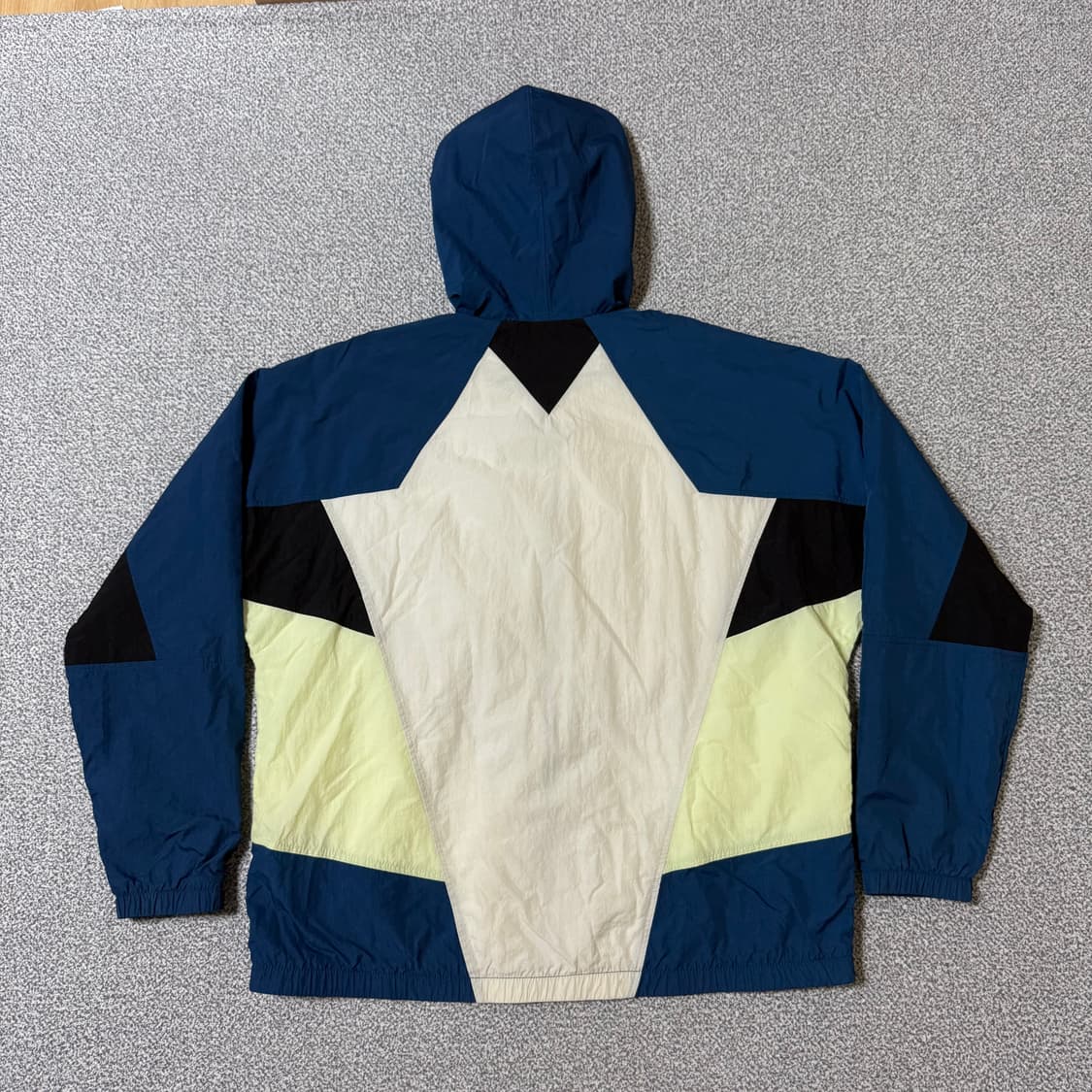 [정가 13만원] 나이키 헤리티지 윈드러너 바람막이 L 상품이미지3