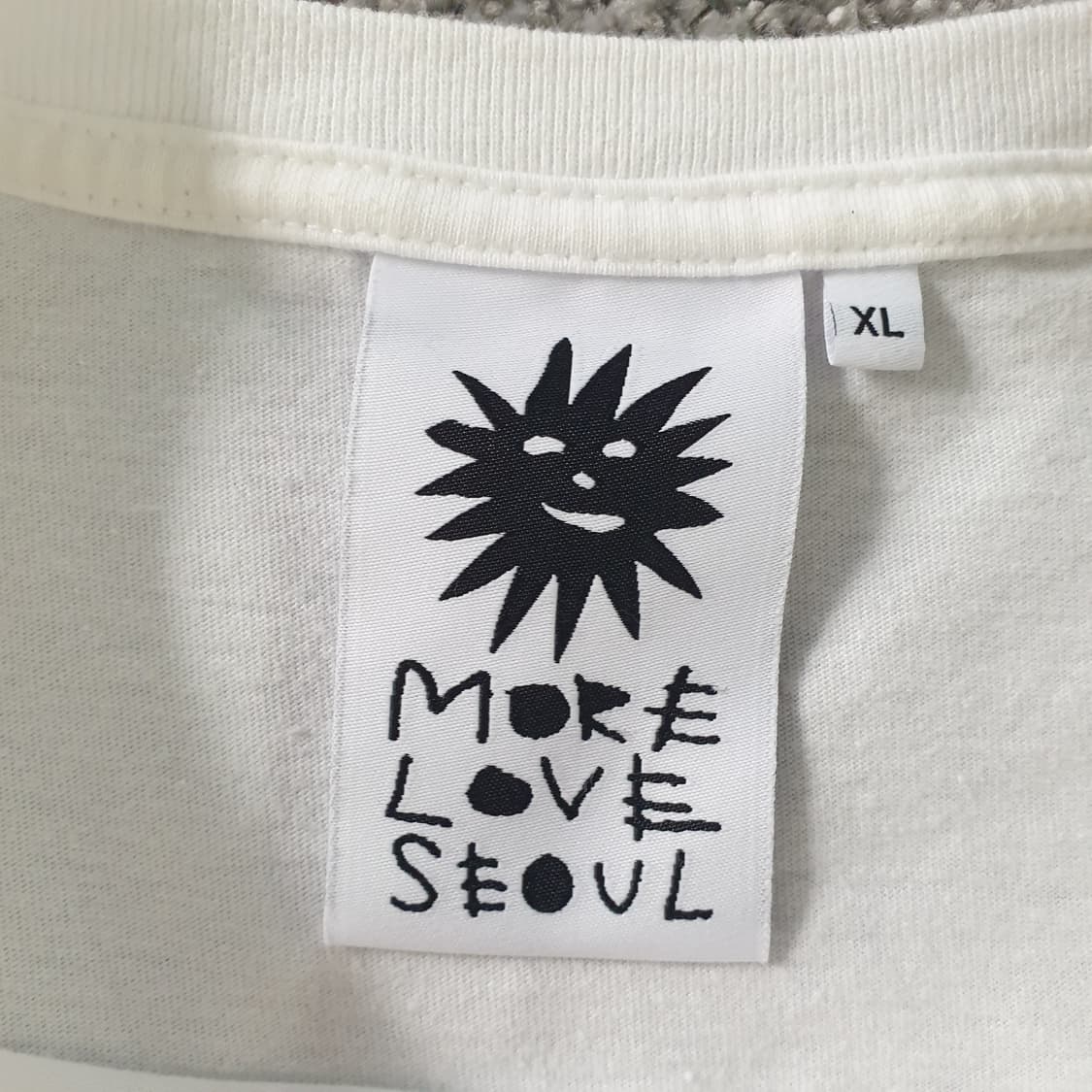 [무료배송] MORE LOVE SEOUL 반팔 티셔츠 상품이미지2