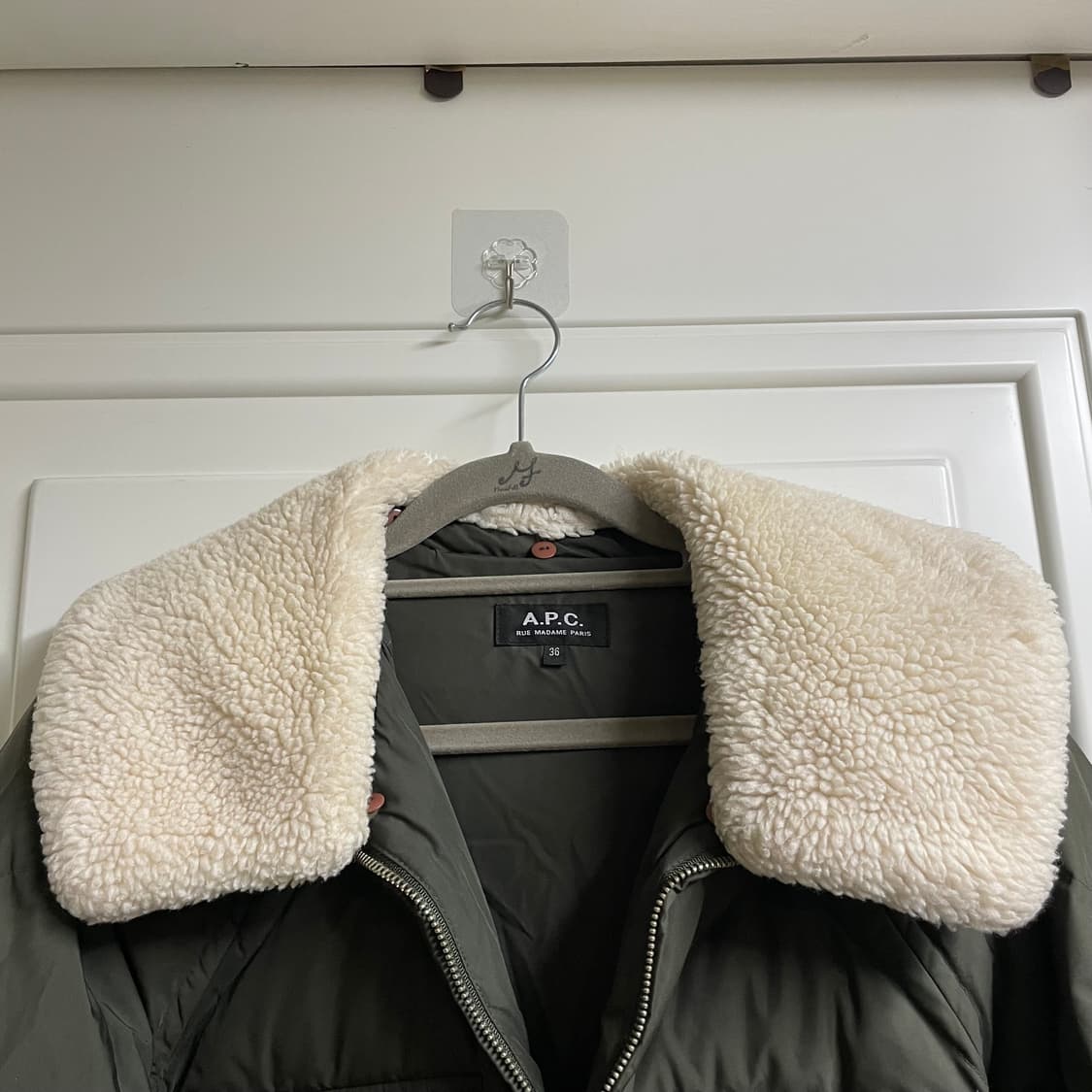 A.P.C. 양털카라 구스다운 롱파카  상품이미지2