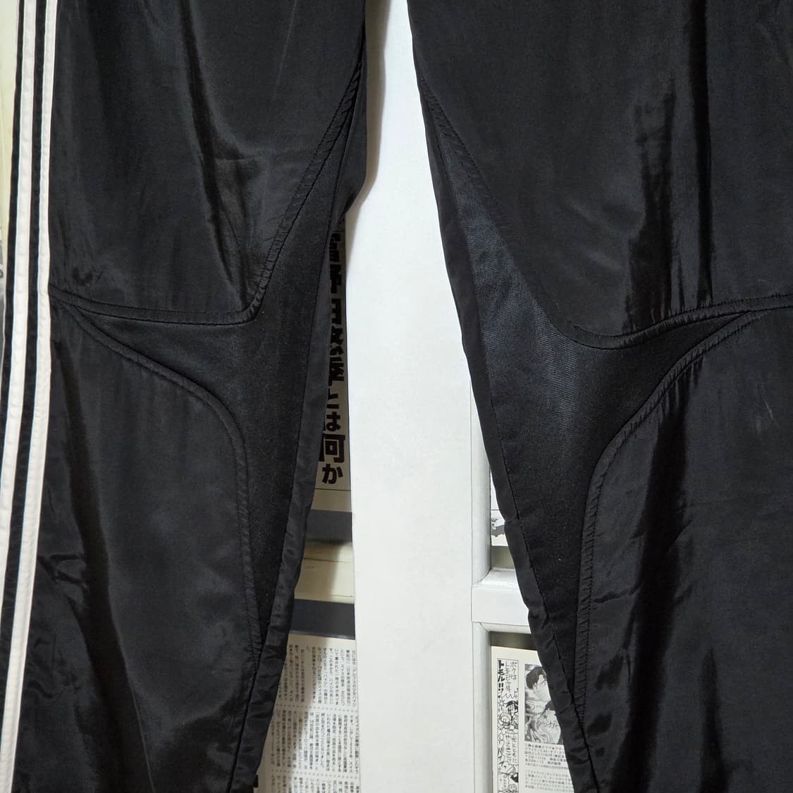 아디다스 블랙 삼선 스타 프린팅 트랙 팬츠 상품이미지4