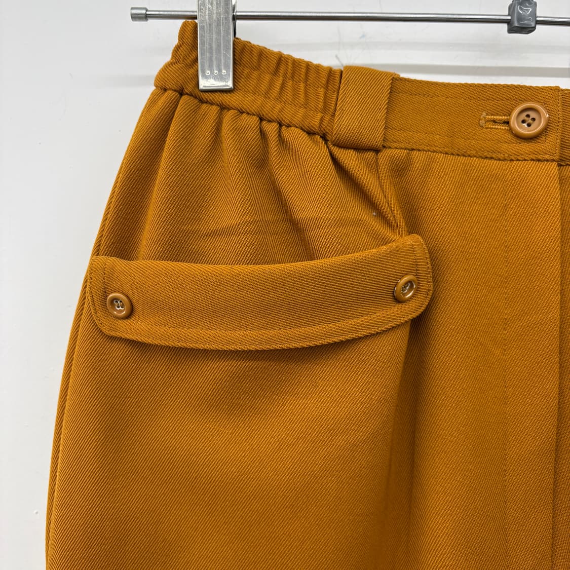 디올 머스타드 컬러 포켓 뒷밴딩 와이드 팬츠 26in 상품이미지3