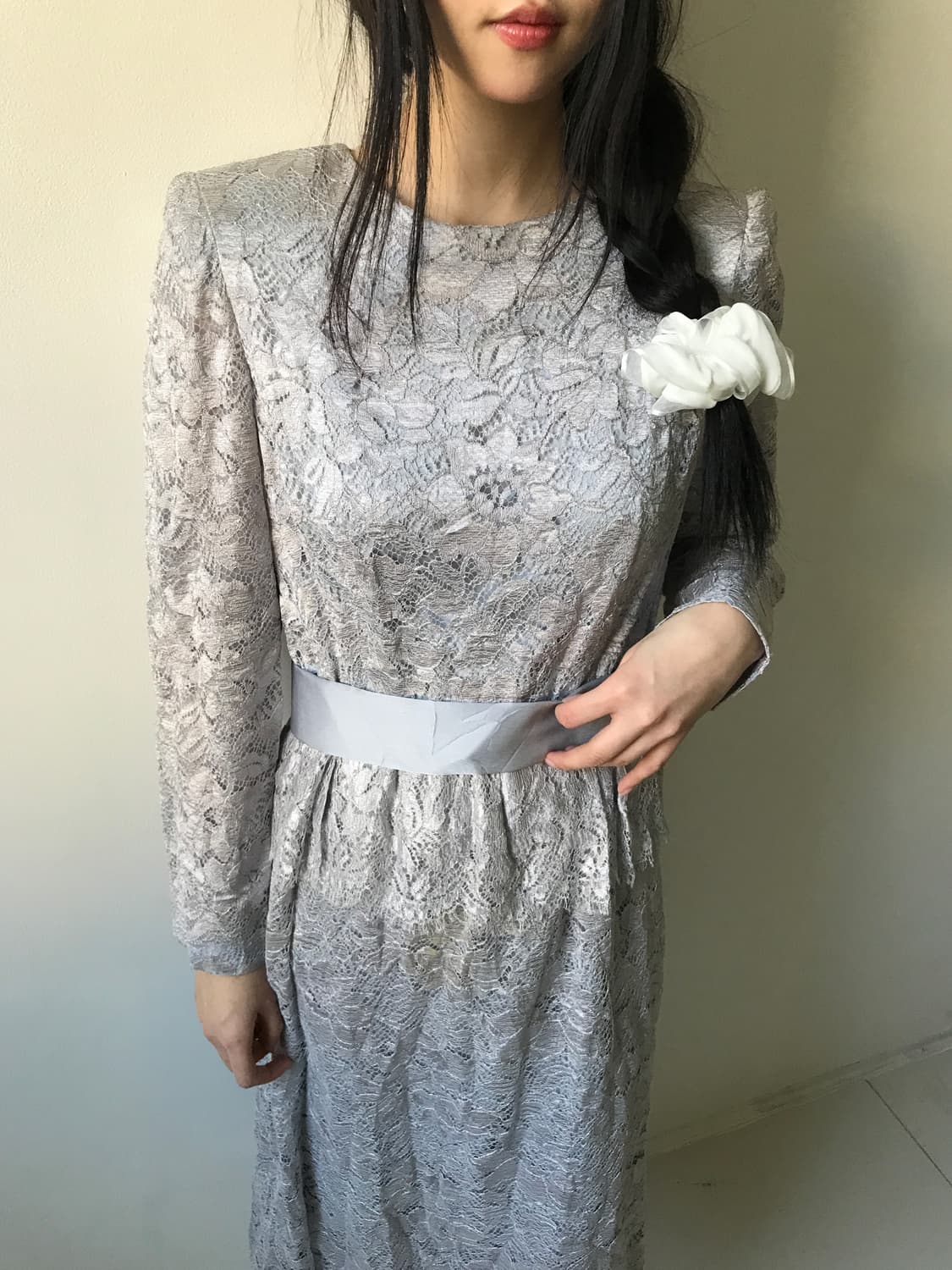 Lace embroidery silver belted dress 상품이미지2