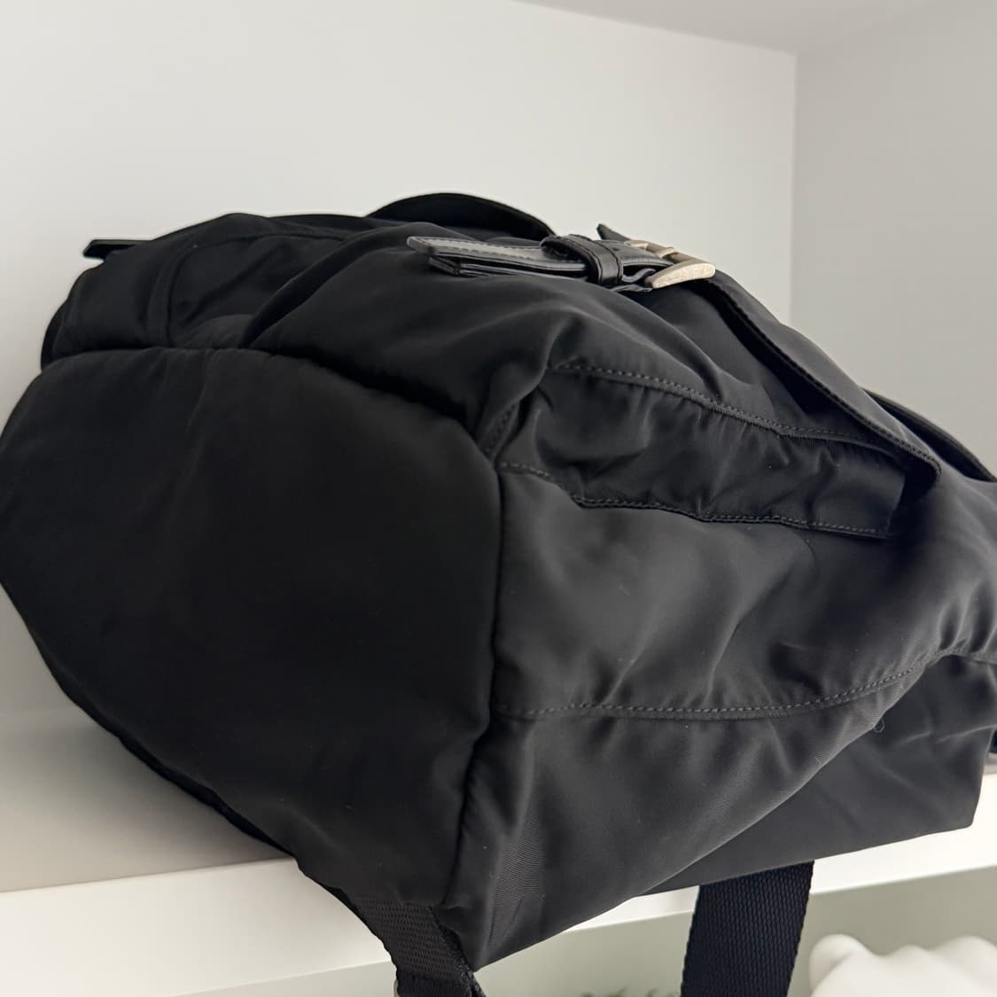 빈티지 프라다 백팩 미듐 [감정서 포함] 상품이미지3