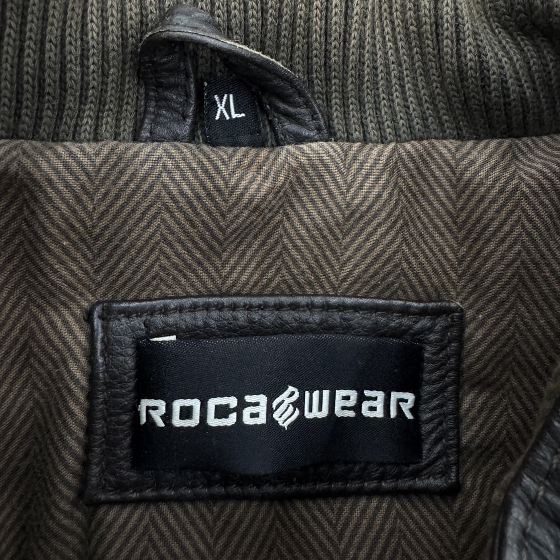 로카웨어 리얼레더 멀티지퍼 하이넥 바이커 자켓 상품이미지8