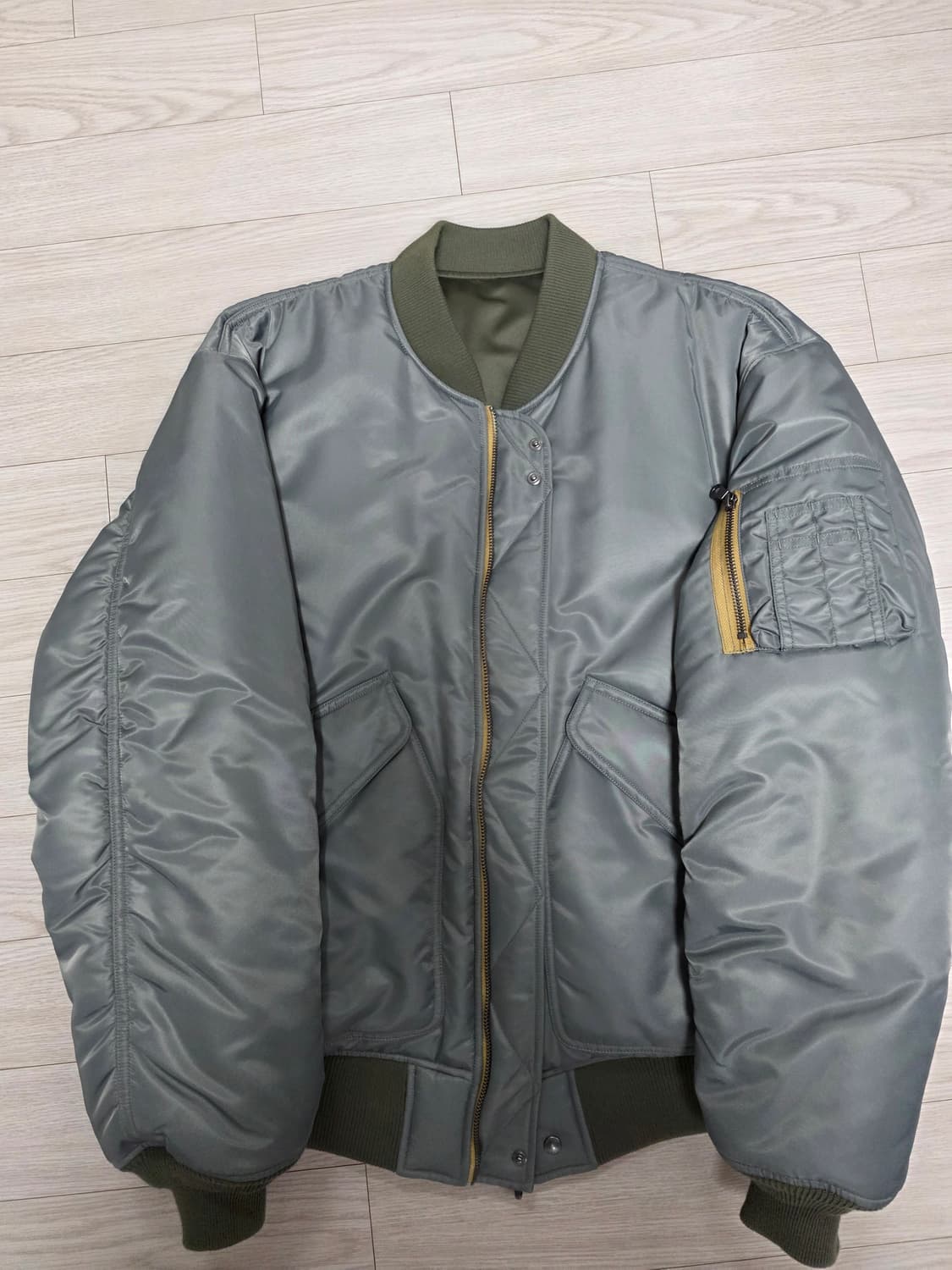 셔터 25FW 리버서블 MA1 L사이즈 상품이미지6