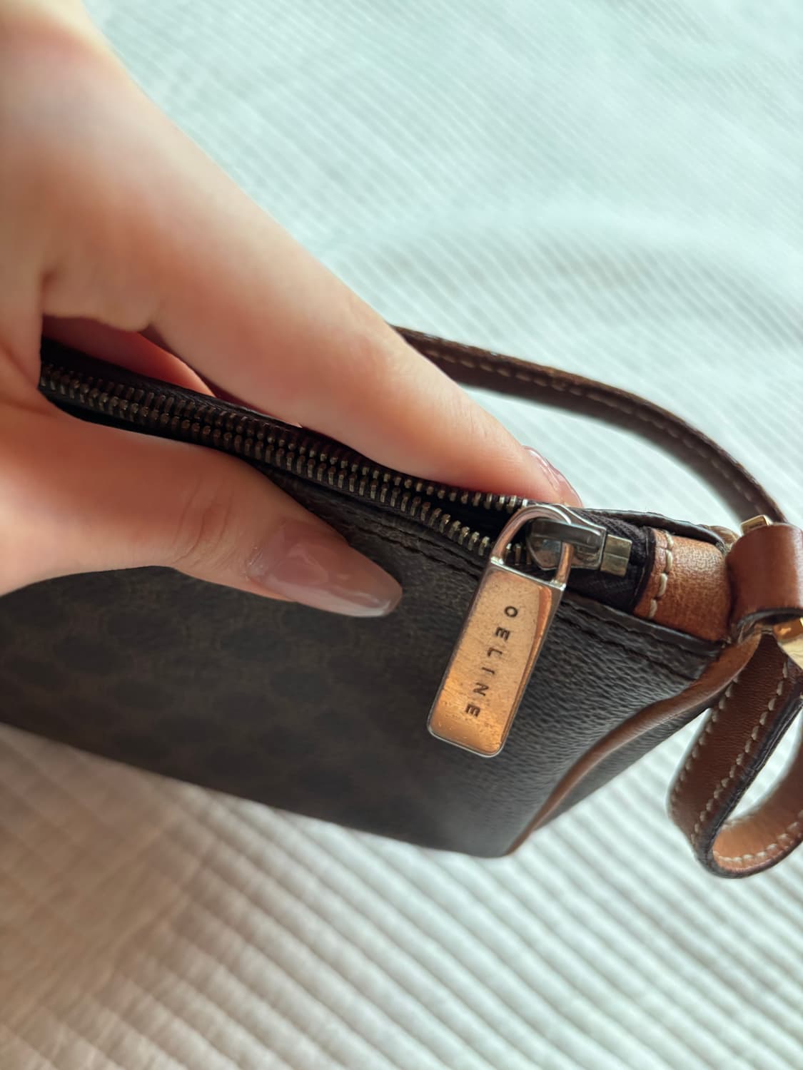 셀린느 마카담 숄더백 상품이미지9