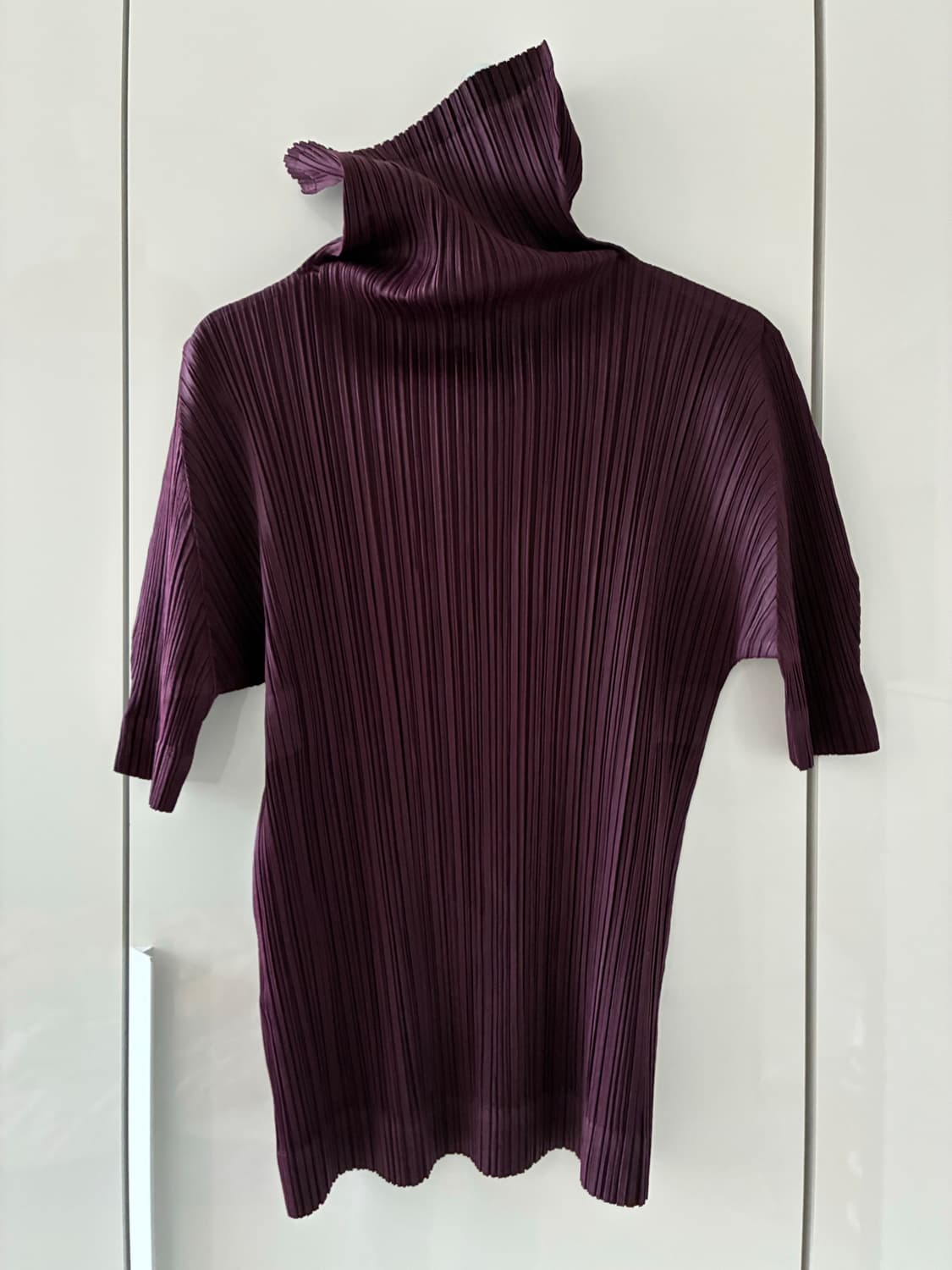 [Pleats Please Issey Miyake] 딥퍼플 터틀넥 반팔  상품이미지2