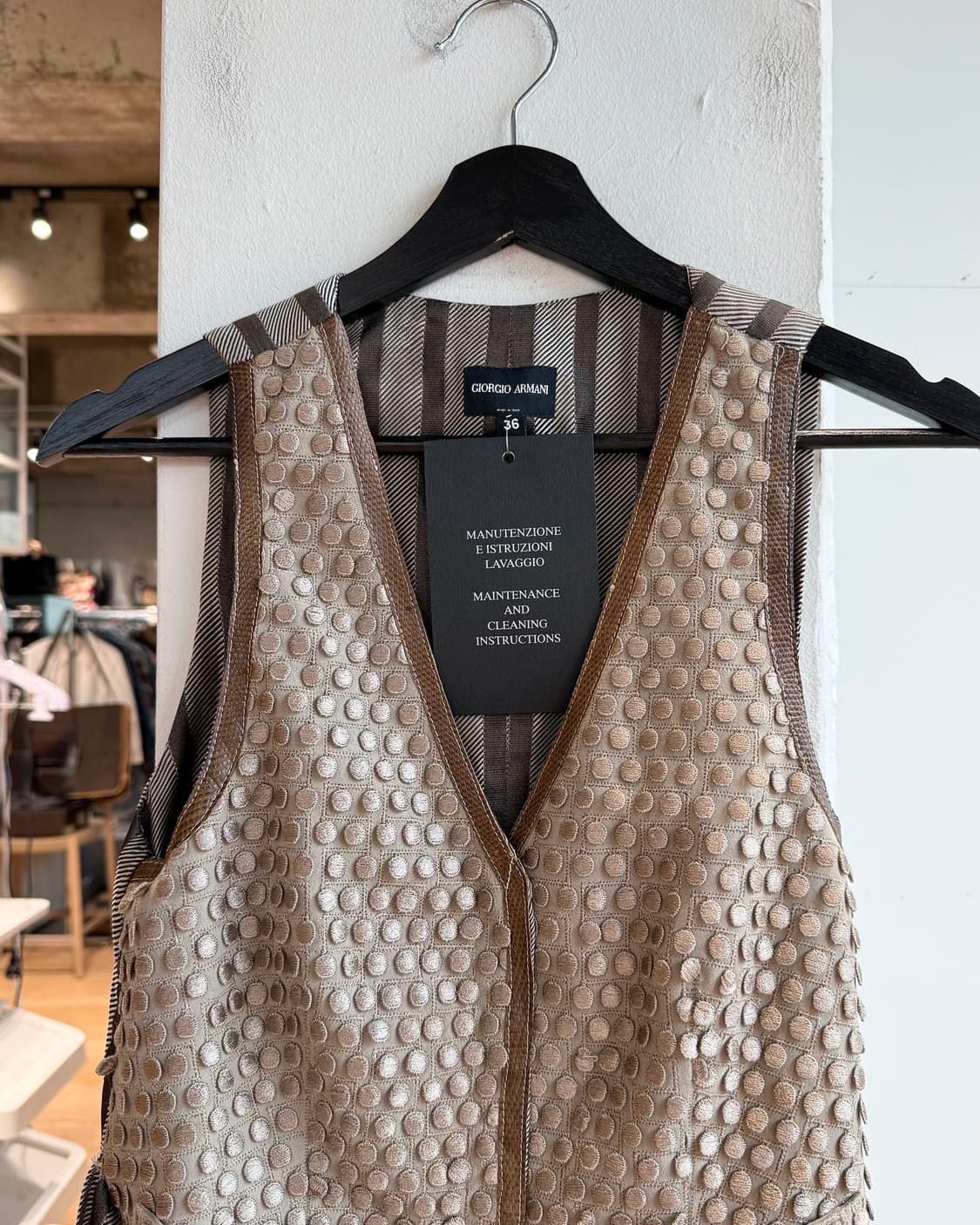 조르지오 아르마니 브라운 스터드 베스트 자켓 상품이미지3