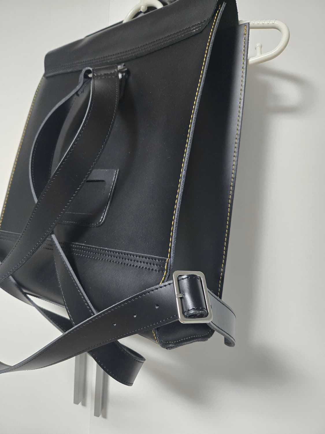 닥터마틴 백팩 상품이미지3