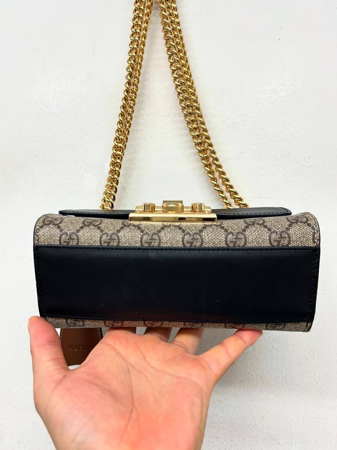 Gucci Padlock GG Supreme 스몰 숄더백 상품이미지3